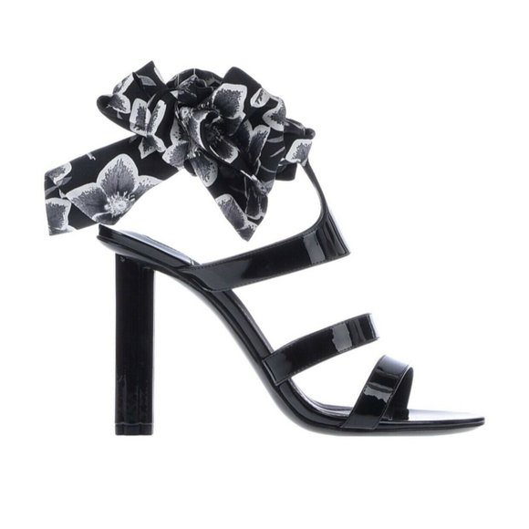 New Salvatore Ferragamo Black Heels Size 8